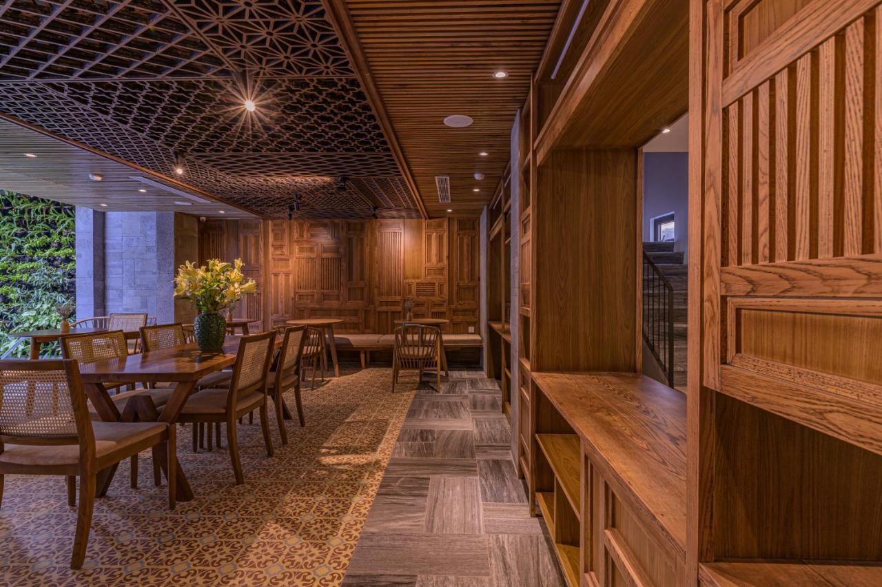 Le Boutique Danang Hotel Bagian luar foto